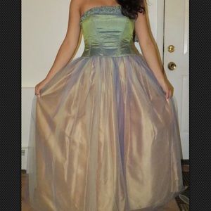 Vintage Gold Bari Jay Petite Prom Dress Size 7-8